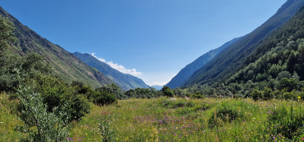 Продам двухкомнатную (2-комн.) квартиру, Согаева ул, 17, Эльбрус с