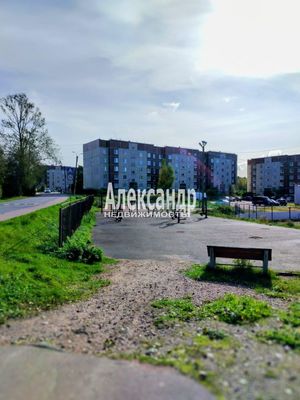 Продам трехкомнатную (3-комн.) квартиру, Садовая ул, 31, Советский гп