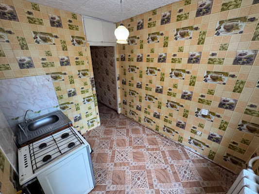 Продам двухкомнатную (2-комн.) квартиру, Победы пр-кт, 41к3, Комсомольск-на-Амуре г