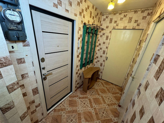 Продам двухкомнатную (2-комн.) квартиру, Победы пр-кт, 41к3, Комсомольск-на-Амуре г