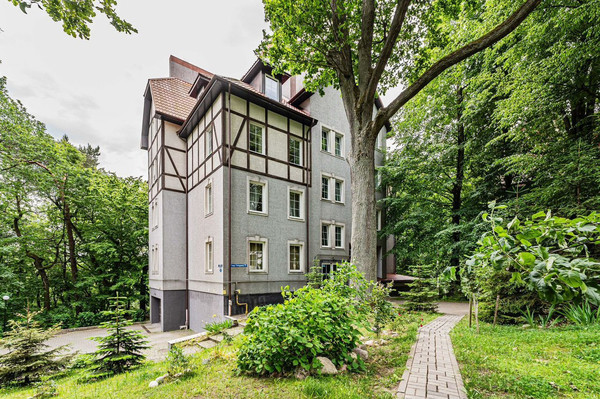 Продам двухкомнатную (2-комн.) квартиру, Гагарина пер, 3, Светлогорск г