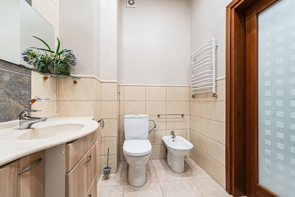 Продам двухкомнатную (2-комн.) квартиру, Гагарина пер, 3, Светлогорск г