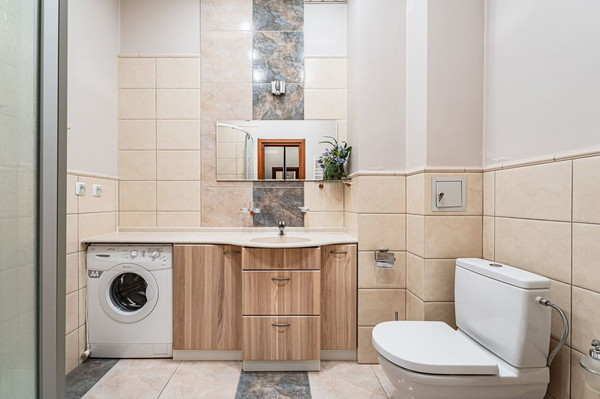 Продам двухкомнатную (2-комн.) квартиру, Гагарина пер, 3, Светлогорск г
