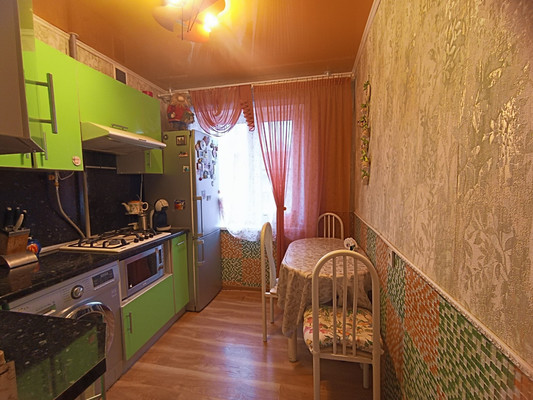 Продам трехкомнатную (3-комн.) квартиру, Речная ул, 6, Атепцево с