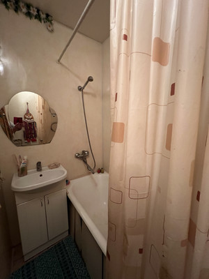 Продам двухкомнатную (2-комн.) квартиру, Искровский пр-кт, 3Дк2, Санкт-Петербург г