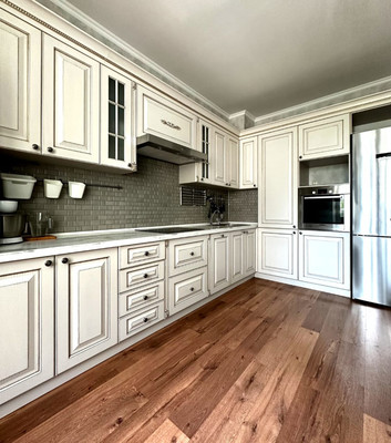 Продам трехкомнатную (3-комн.) квартиру, Коминтерна ул, 139, Нижний Новгород г