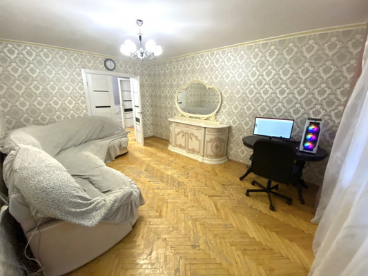 Продам трехкомнатную (3-комн.) квартиру, Шибанкова ул, 15а, Наро-Фоминск г