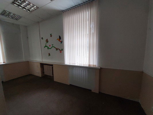 Продам коммерческое помещение 1 069 м2, Варшавское ш, 66к2, Москва г