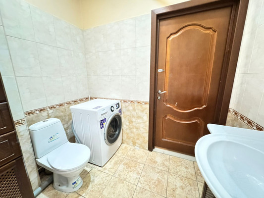 Продам многокомнатную квартиру, Краснопролетарская ул, 8, Москва г