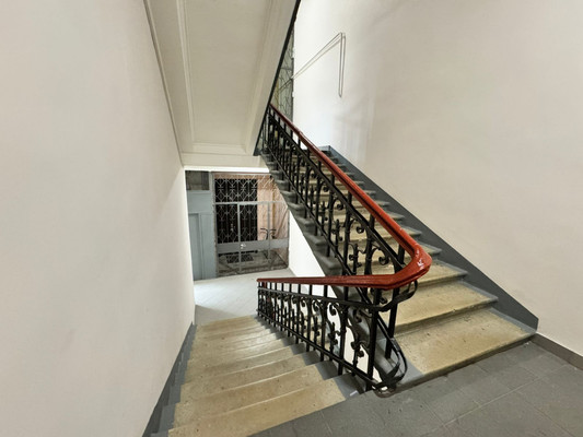 Продам многокомнатную квартиру, Краснопролетарская ул, 8, Москва г