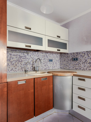 Продам трехкомнатную (3-комн.) квартиру, Авиаконструкторов пр-кт, 38к1, Санкт-Петербург г