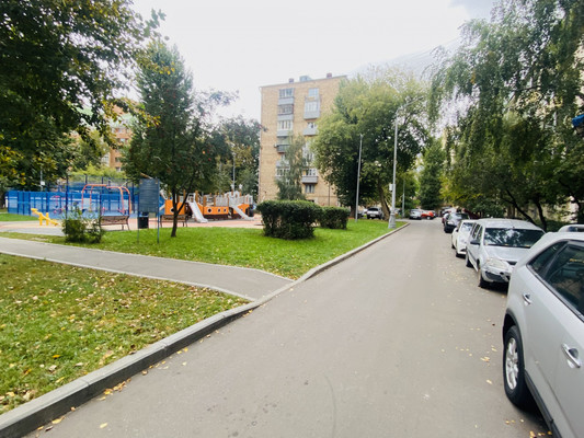 Продам двухкомнатную (2-комн.) квартиру, Шаболовка ул, 25к2, Москва г