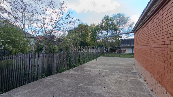 Продам дом, Пионерская ул, 37, Апшеронск г, 0 км от города