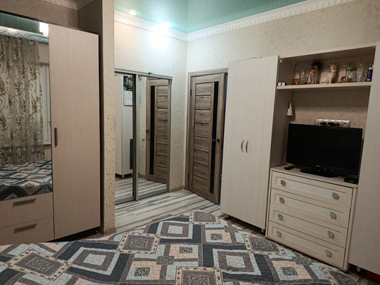 Продам трехкомнатную (3-комн.) квартиру, Профсоюзная ул, 29/22, Ростов-на-Дону г