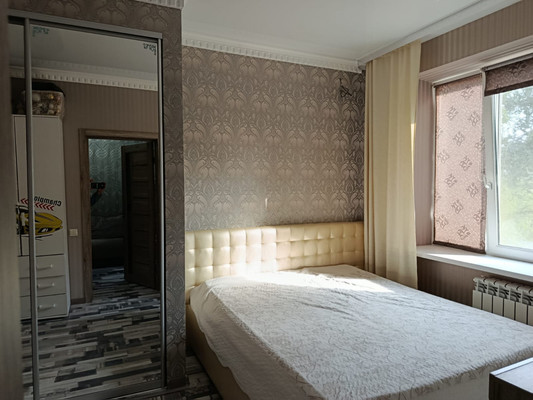 Продам трехкомнатную (3-комн.) квартиру, Профсоюзная ул, 29/22, Ростов-на-Дону г