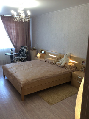 Продам двухкомнатную (2-комн.) квартиру, Имени Дмитрия Шостаковича б-р, 10, Новороссийск г
