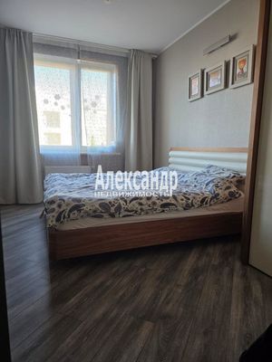 Продам трехкомнатную (3-комн.) квартиру, Сапёрная ул, 55к2с3, Пушкин г