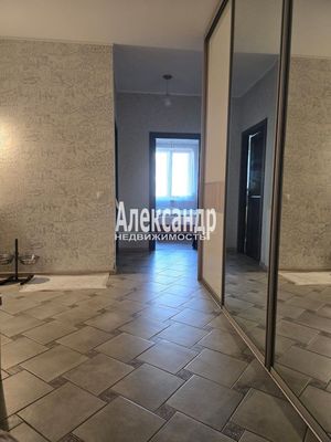 Продам трехкомнатную (3-комн.) квартиру, Сапёрная ул, 55к2с3, Пушкин г