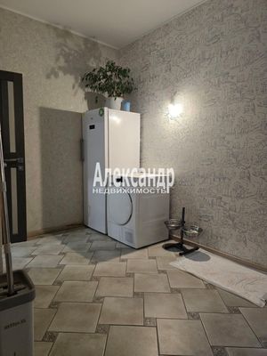 Продам трехкомнатную (3-комн.) квартиру, Сапёрная ул, 55к2с3, Пушкин г