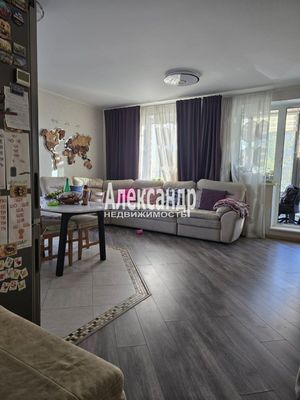 Продам трехкомнатную (3-комн.) квартиру, Сапёрная ул, 55к2с3, Пушкин г