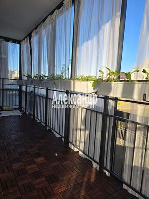 Продам трехкомнатную (3-комн.) квартиру, Сапёрная ул, 55к2с3, Пушкин г