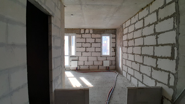 Продам однокомнатную (1-комн.) квартиру, Победы ул, 1к2, Десна д
