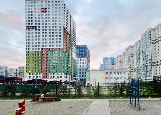 Продам однокомнатную (1-комн.) квартиру, Архитектора Белова ул, 6к3, Парголово п