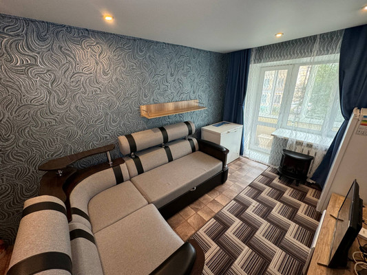 Продам однокомнатную (1-комн.) квартиру, Вокзальная ул, 44, Комсомольск-на-Амуре г