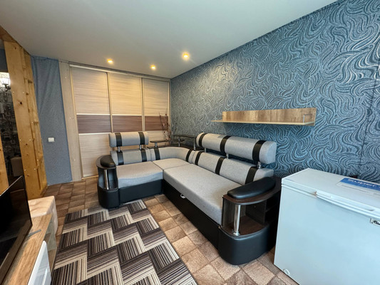 Продам однокомнатную (1-комн.) квартиру, Вокзальная ул, 44, Комсомольск-на-Амуре г