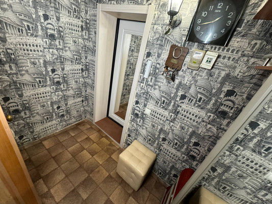 Продам однокомнатную (1-комн.) квартиру, Вокзальная ул, 44, Комсомольск-на-Амуре г