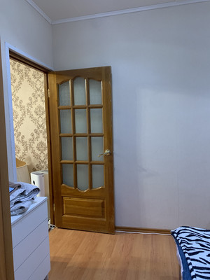 Продам трехкомнатную (3-комн.) квартиру, Калинина ул, 34а, Ханты-Мансийск г