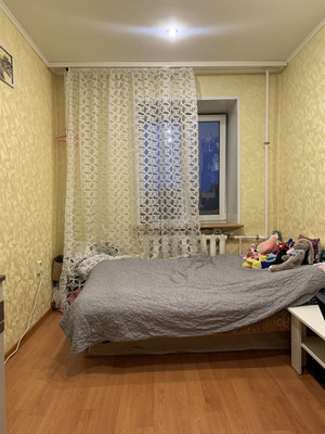 Продам трехкомнатную (3-комн.) квартиру, Калинина ул, 34а, Ханты-Мансийск г