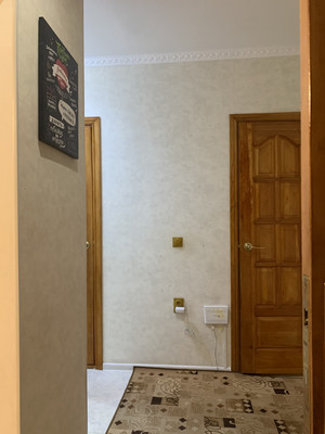 Продам трехкомнатную (3-комн.) квартиру, Калинина ул, 34а, Ханты-Мансийск г