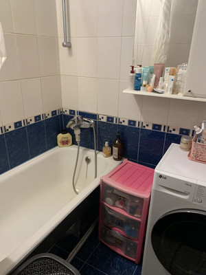 Продам трехкомнатную (3-комн.) квартиру, Калинина ул, 34а, Ханты-Мансийск г