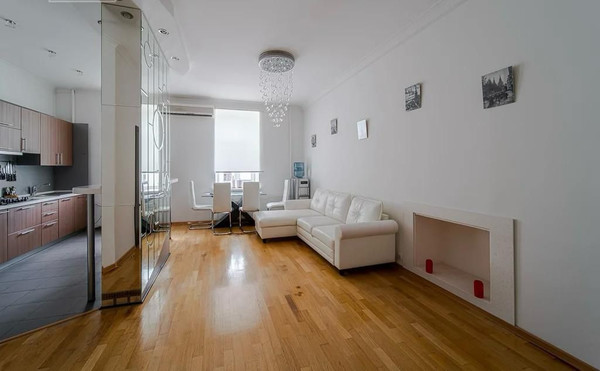 Продам трехкомнатную (3-комн.) квартиру, Арбат ул, 51, Москва г