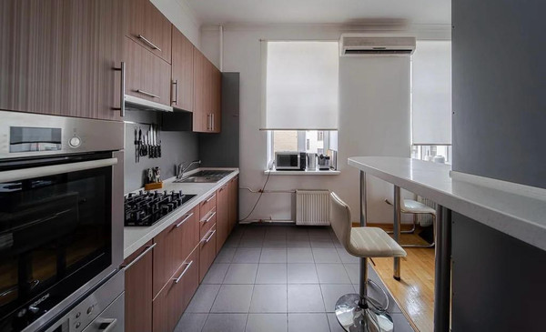 Продам трехкомнатную (3-комн.) квартиру, Арбат ул, 51, Москва г
