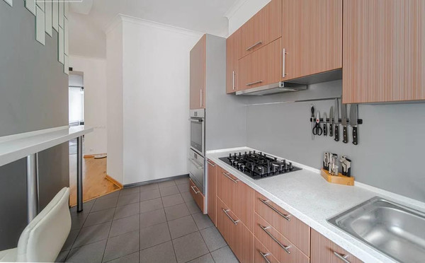 Продам трехкомнатную (3-комн.) квартиру, Арбат ул, 51, Москва г