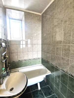 Продам двухкомнатную (2-комн.) квартиру, Ворошиловский пр-кт, 8, Ростов-на-Дону г