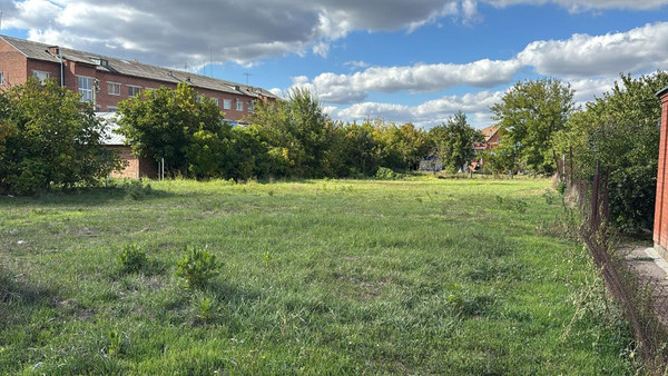 Продам участок 16 соток, ИЖС, Тюленина ул, 76, Новокубанск г, 0 км от города