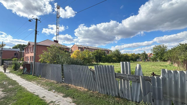 Продам участок 16 соток, ИЖС, Тюленина ул, 76, Новокубанск г, 0 км от города