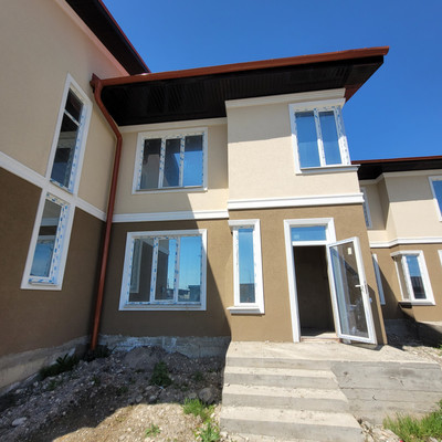 Продам таунхаус, Олимпийский б-р, 6, Баксан г, 0 км от города