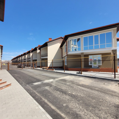 Продам таунхаус, Олимпийский б-р, 6, Баксан г, 0 км от города