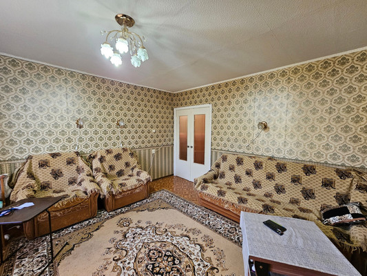 Продам двухкомнатную (2-комн.) квартиру, Ленина ул, 28, Костомукша г