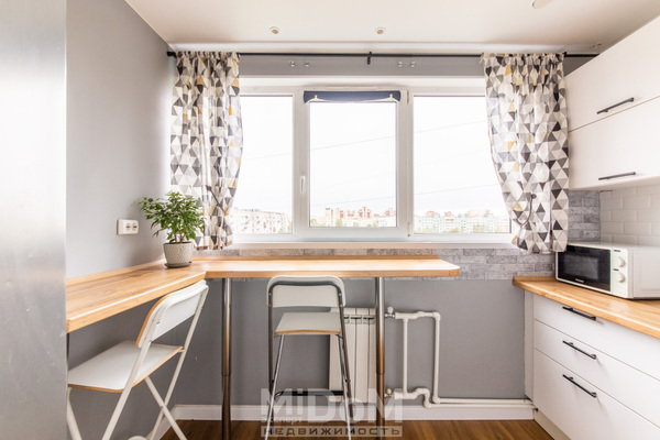 Продам трехкомнатную (3-комн.) квартиру, Демьяна Бедного ул, 26к4, Санкт-Петербург г