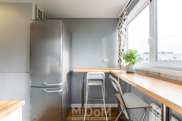 Продам трехкомнатную (3-комн.) квартиру, Демьяна Бедного ул, 26к4, Санкт-Петербург г