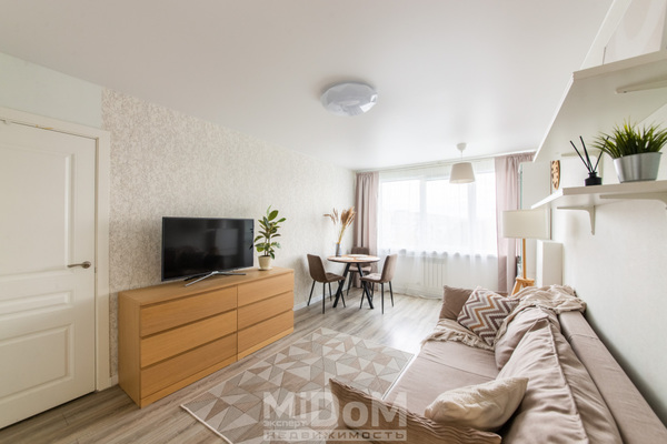 Продам трехкомнатную (3-комн.) квартиру, Демьяна Бедного ул, 26к4, Санкт-Петербург г