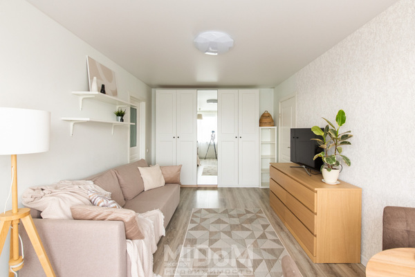 Продам трехкомнатную (3-комн.) квартиру, Демьяна Бедного ул, 26к4, Санкт-Петербург г