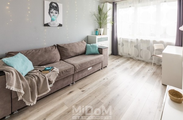 Продам трехкомнатную (3-комн.) квартиру, Демьяна Бедного ул, 26к4, Санкт-Петербург г