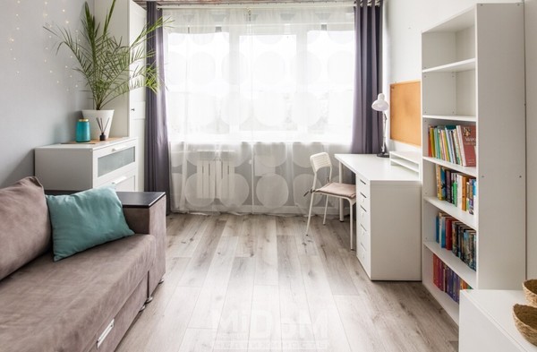 Продам трехкомнатную (3-комн.) квартиру, Демьяна Бедного ул, 26к4, Санкт-Петербург г