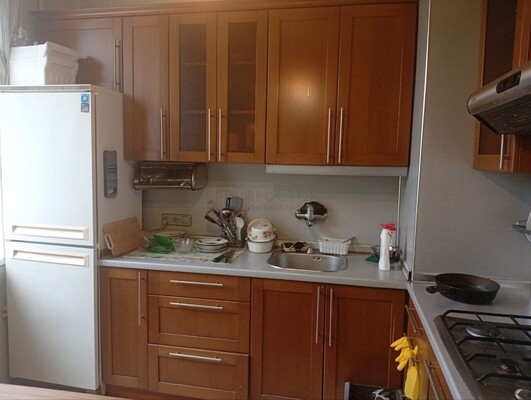 Продам трехкомнатную (3-комн.) квартиру, Ленинский пр-кт, 70/11, Москва г